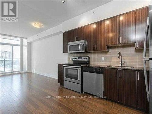706 - 75 NORTH PARK ROAD , Vaughan, Ontario L4J 0H8 2