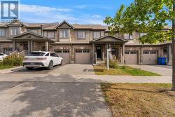 27 WINTERTON COURT Orangeville, ON L9W 5H8