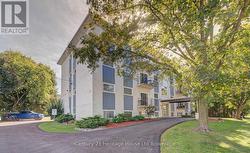 401 - 770 HUGHSON STREET Woodstock (Woodstock - North), ON N4S 4P5