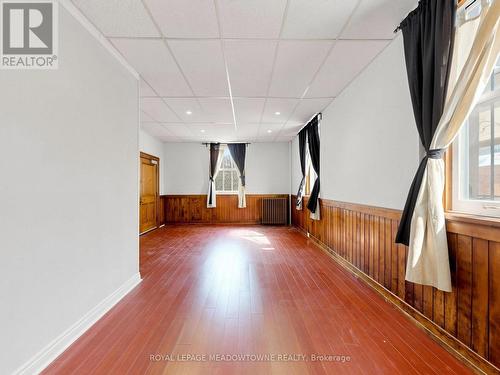 7 - 70 MILL STREET , Halton Hills, Ontario L7G 2C9 2