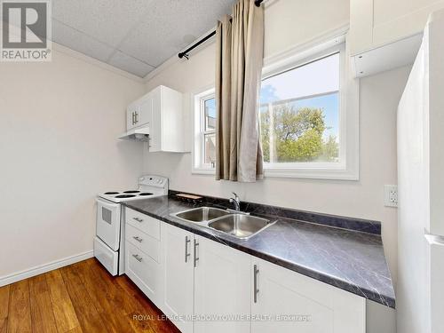 7 - 70 MILL STREET , Halton Hills, Ontario L7G 2C9 4