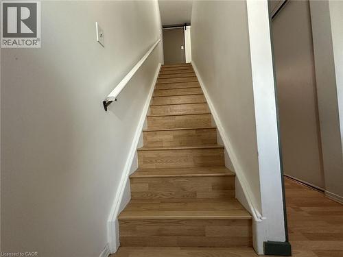 265 WILLIAMSBURG Road Unit# 31 , Kitchener, Ontario N2E 3H1 5
