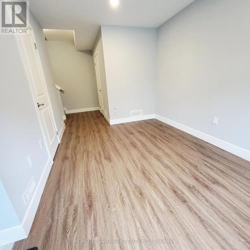 60 - 1960 DALMAGARRY ROAD , London North, Ontario N6G 0T8 2