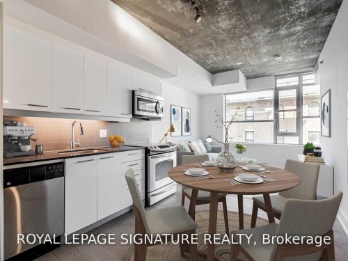 212-630 Queen Street E, Toronto, ON M4M 1G3 3