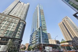 1001-1155 Rue de la Montagne Montréal (Ville-Marie), QC H3G 0C3