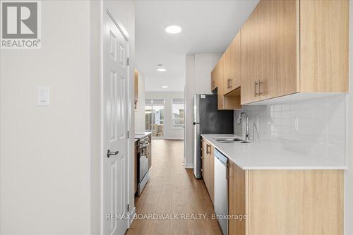 814 UTOPIE PRIVATE , Ottawa, Ontario K1W 0M5 5