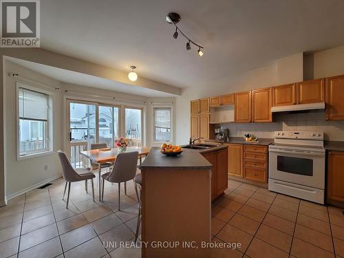 12 Staten Way, Ottawa, ON 
