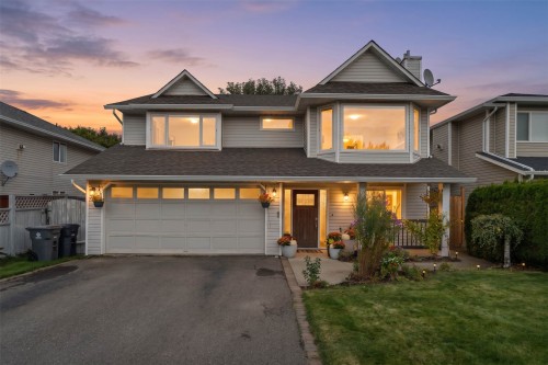 472 MALAHAT Place  Kamloops, BC V2E 2M8