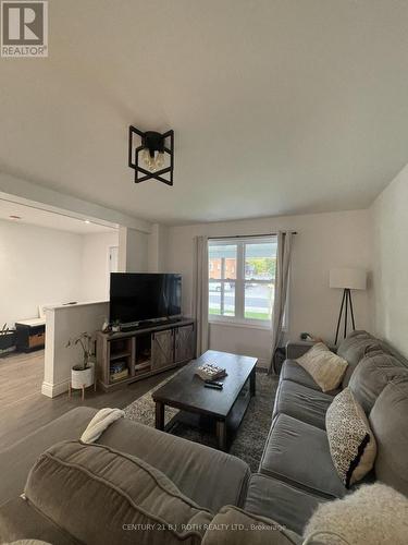 6 STONE STREET , Springwater, Ontario L0L 1P0 5