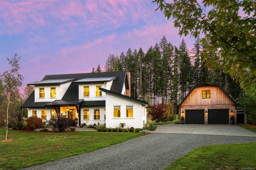 3553 Winn Rd, Courtenay, BC 