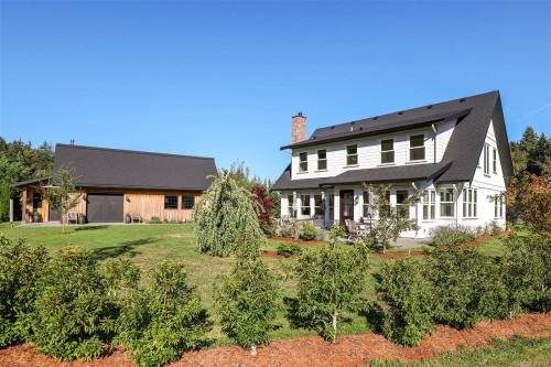 3553 Winn Rd, Courtenay, BC 
