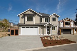 6015 Cherry Lane Duncan, BC V9L 4B9