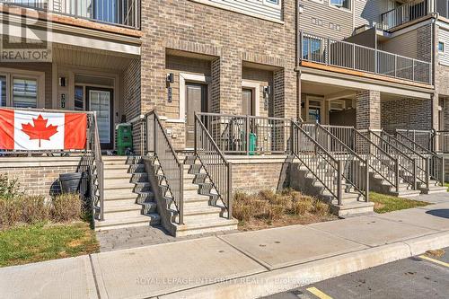 303 OLIVENITE PRIVATE S , Ottawa, Ontario K2J 7J4 5