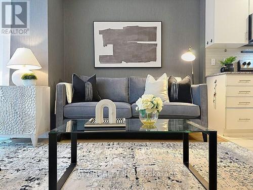 35 - 26 FIELDWAY ROAD , Toronto, Ontario M8Z 0E3