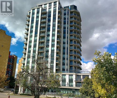 404 - 840 QUEENS PLATE DRIVE , Toronto, Ontario M9W 0E7 2
