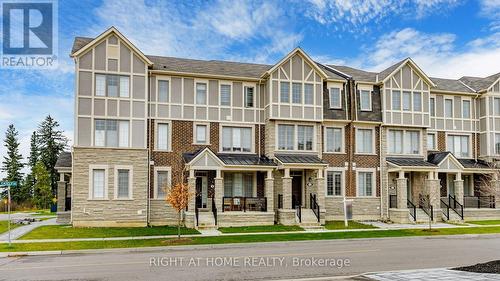 5 CASELY AVENUE , Richmond Hill, Ontario L4S 0J8 3