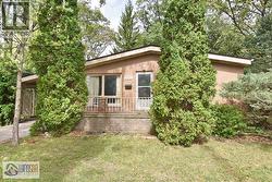 1011 Laurier Lasalle, ON N9J 1N2