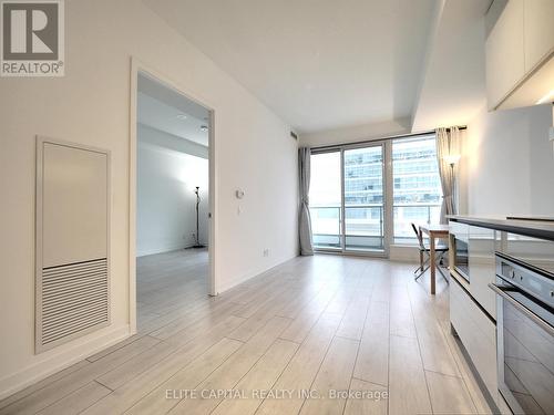 702 - 5 BUTTERMILL AVENUE , Vaughan, Ontario L4K 0J5 2