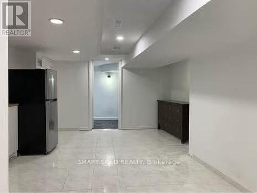 LOWER - 370 DELAWARE AVENUE , Toronto, Ontario M6H 2T8 3
