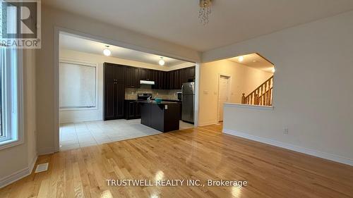 54 BUSCH AVENUE , Markham, Ontario L6C 0V4 4