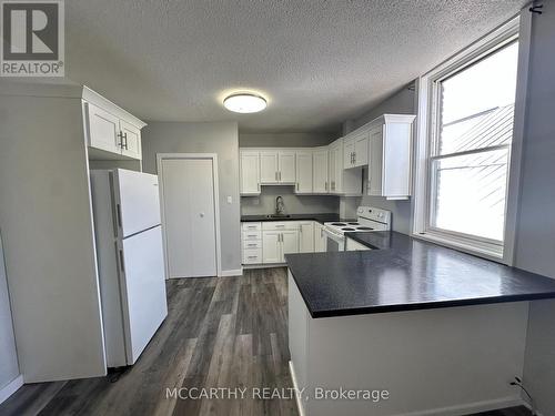 40 MAIN STREET E , Southgate, Ontario N0C 1B0 2