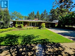 9 ALLANDALE DRIVE St. Catharines, ON L2T 1V9