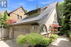 39 GLENGOWAN ROAD Toronto, ON M4N 1G1
