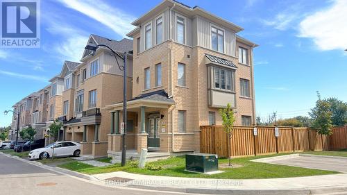 21 NAUTICAL WAY , Whitby, Ontario L1N 0N2 3