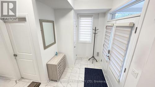 21 NAUTICAL WAY , Whitby, Ontario L1N 0N2 5