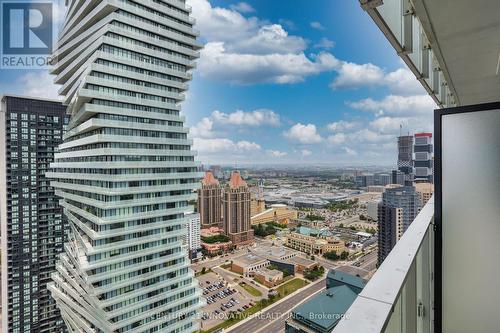 4011 - 3883 QUARTZ ROAD W , Mississauga, Ontario L5B 0M4 4