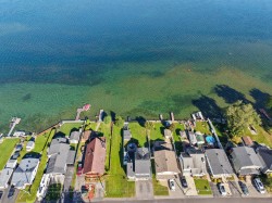 Vue sur l'eau - 