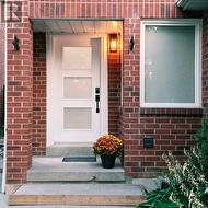 33 TRESHER COURT Ajax, ON L1T 2N3