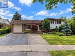 UPPER - 2201 BRIDGE ROAD Oakville, ON L6L 2G4