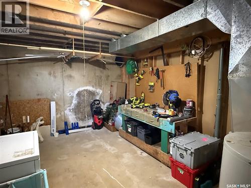 405 6Th Avenue W, Nipawin, SK 
