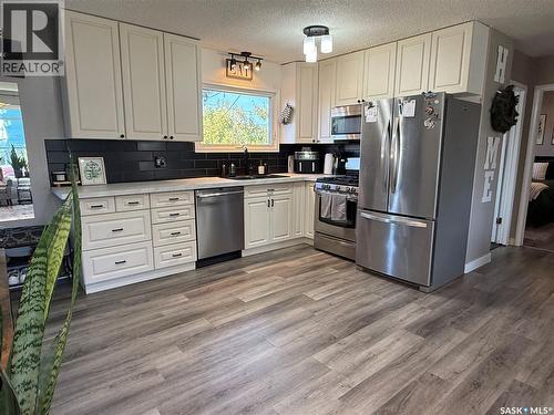 405 6Th Avenue W, Nipawin, SK 