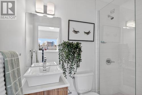 77 Cherry Blossom Private, Ottawa, ON 