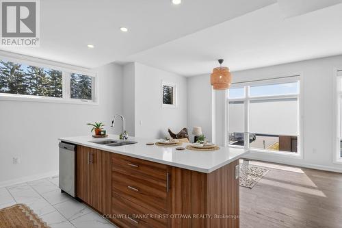 77 Cherry Blossom Private, Ottawa, ON 
