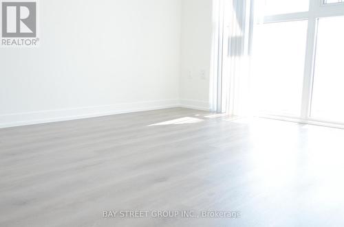 #6503 - 225 COMMERCE STREET , Vaughan, Ontario L4K 0R1 5
