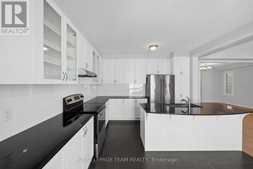 32 Escallonia Court, Ottawa, ON 