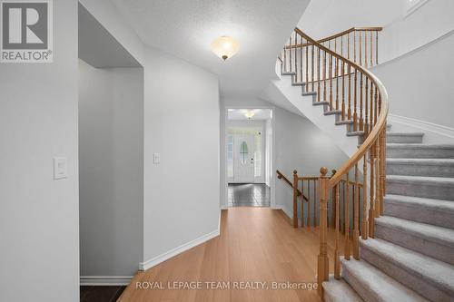 32 Escallonia Court, Ottawa, ON 