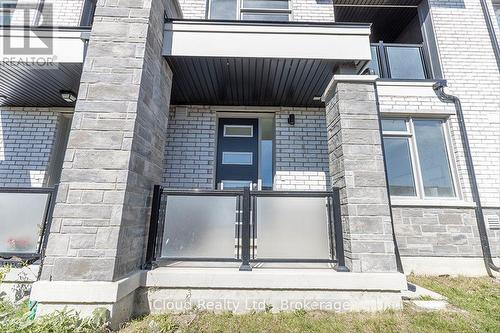 136 Keppel Circle, Brampton, ON 