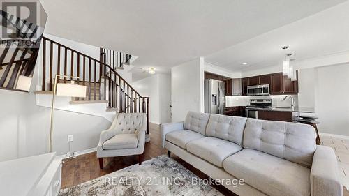 174 Honeyman Drive, Clarington, ON 