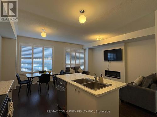 2905 STARLIGHT DRIVE , Pickering, Ontario L1X 0S1 5