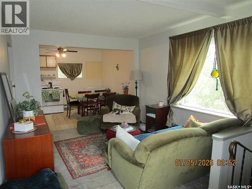 3005 3Rd Street N, Rockglen, SK 