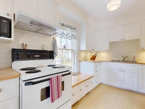 426 Main Street, Mahone Bay, NS 
