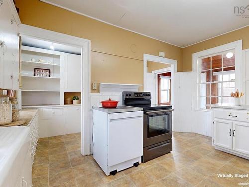 20 North Street, Lockeport, NS 