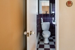Salle de bains attenante à la CCP - 