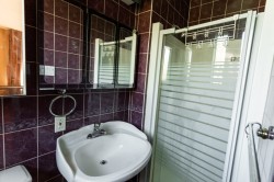 Salle de bains attenante à la CCP - 