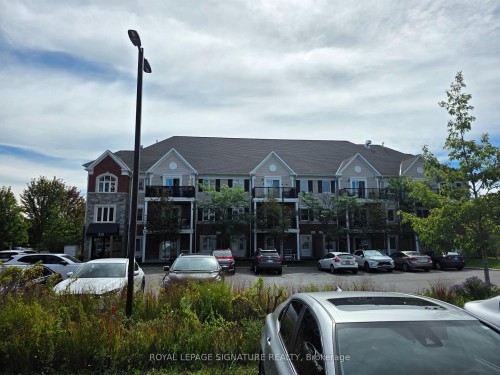 102-910 Wentworth Street, Peterborough, ON 
