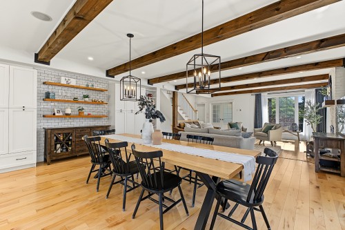 Dining Room - 111 Rue Beaumont E., Saint-Bruno-De-Montarville, QC 